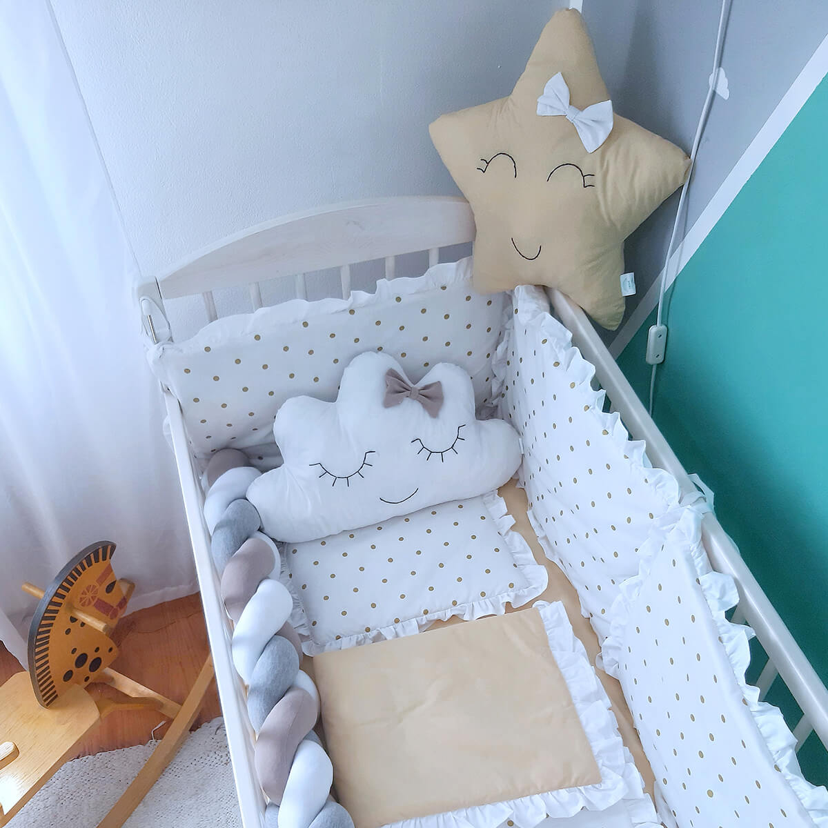 Komplet Zatne tufne-bež sa karnerima