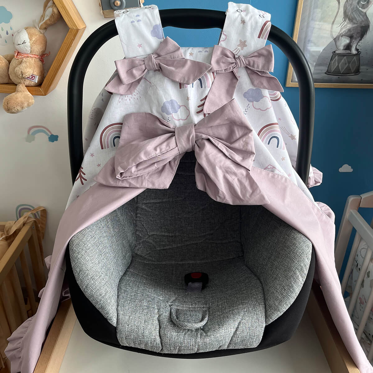 Zaštita za sedište lavanda i dugice - zaštita od vetra i sunca za bebe